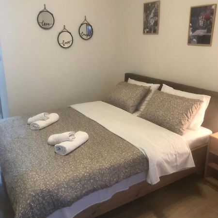 Apartamento Chris3 Kalamata Exterior foto